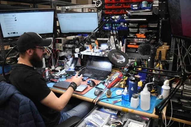 Component-level MacBook diagnosis